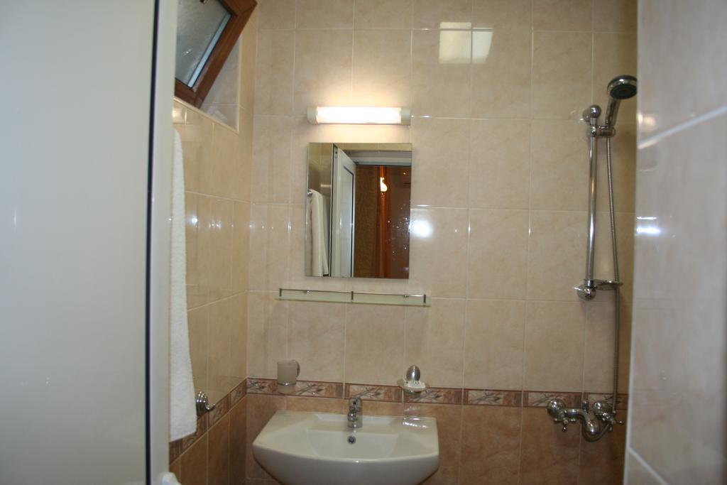 Todorova House Hotel Zlatograd Eksteriør billede